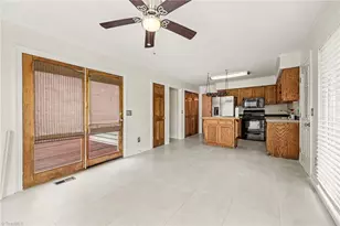 537 N Gurney St, Burlington, NC 27215 - Photo 12
