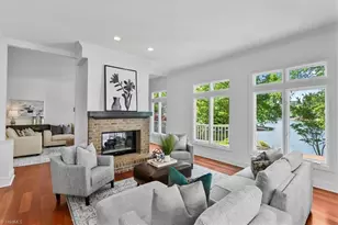 81002 Alexander, Chapel Hill, NC 27517 - Photo 14