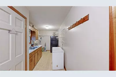 859 Lakeview Drive, Thomasville, NC 27360 - Photo 30