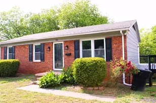 713 Cameron St, Burlington, NC 27215 - Photo 2