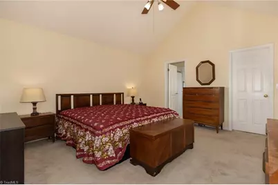 124 Hunter Circle, Wilkesboro, NC 28697 - Photo 20