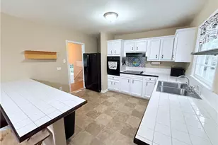 231 Foxcroft Dr, Winston-Salem, NC 27103 - Photo 8