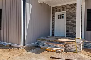 273 Stonybrook Dr, Lexington, NC 27295 - Photo 2