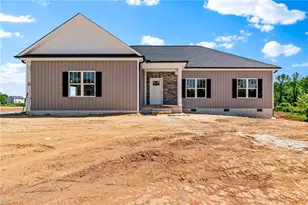 273 Stonybrook Dr, Lexington, NC 27295 - Photo 1