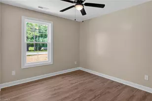 859 W Lee Ave, Yadkinville, NC 27055 - Photo 22