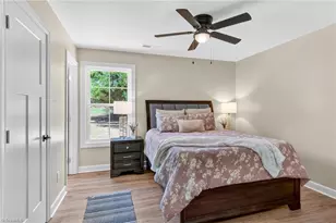 859 W Lee Ave, Yadkinville, NC 27055 - Photo 14