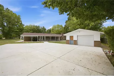 5700 Old Oak Ridge Road, Greensboro, NC 27410 - Photo 2