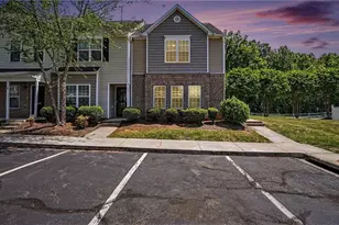 4293 Youngstown Dr, Greensboro, NC 27405 - Photo 2