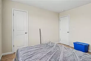 4293 Youngstown Dr, Greensboro, NC 27405 - Photo 16