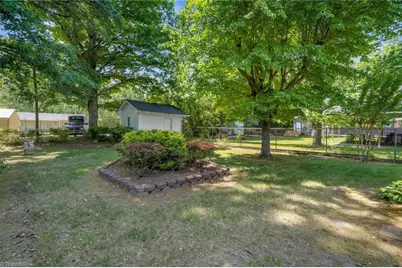 2506 Aster Drive, Greensboro, NC 27401 - Photo 40