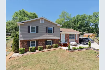 202 Harvest Drive, King, NC 27021 - Photo 4