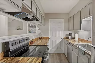805 Salem Pointe Lane, Winston-Salem, NC 27101 - Photo 10