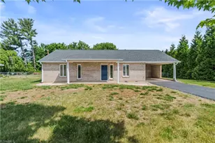 807 Silver Dapple Ln, Kernersville, NC 27284 - Photo 1