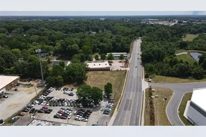 207-211 Guilford College Road, Greensboro, NC 27409 - Photo 10