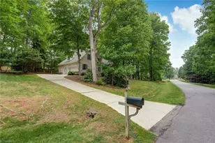 1787 Deer Run Ct, Oak Ridge, NC 27310 - Photo 2