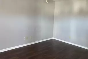 661 Mystic Dr, Greensboro, NC 27406 - Photo 2