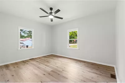 2106 Joseph Street, Burlington, NC 27215 - Photo 14