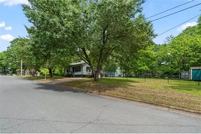 2106 Joseph Street, Burlington, NC 27215 - Photo 28