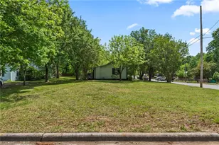 2106 Joseph St, Burlington, NC 27215 - Photo 30