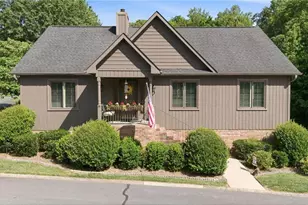 601 Ridgehaven Dr, Winston-Salem, NC 27104 - Photo 1