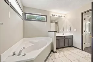 601 Ridgehaven Dr, Winston-Salem, NC 27104 - Photo 8
