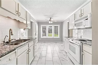601 Ridgehaven Drive, Winston-Salem, NC 27104 - Photo 6