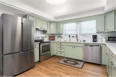 914 Nc Highway 62 E, Pleasant Garden, NC 27313 - Photo 12