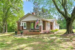 914 Nc Hwy 62 E, Pleasant Garden, NC 27313 - Photo 2