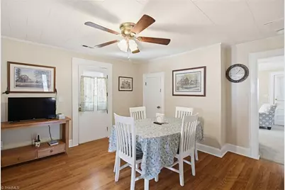 609 Dobson Street, Kernersville, NC 27284 - Photo 10