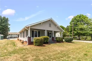 609 Dobson St, Kernersville, NC 27284 - Photo 4
