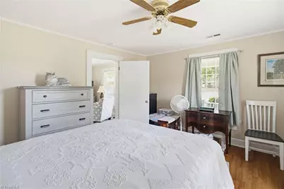 609 Dobson Street, Kernersville, NC 27284 - Photo 24