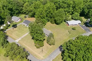 4101 Avera Ave, Winston-Salem, NC 27106 - Photo 12