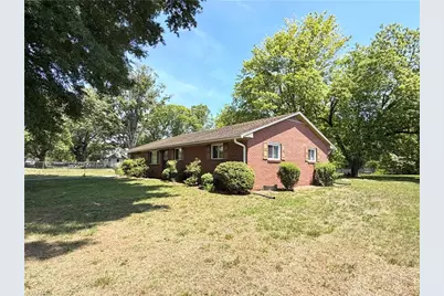 531 Lawrence Ridge, Lewisville, NC 27023 - Photo 2