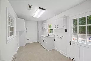 6595 Rollingwood Dr, Clemmons, NC 27012 - Photo 12