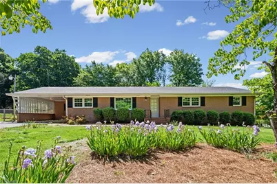 6595 Rollingwood Drive, Clemmons, NC 27012 - Photo 2