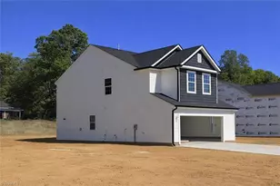 1974 Palmer Dr, Graham, NC 27253 - Photo 2