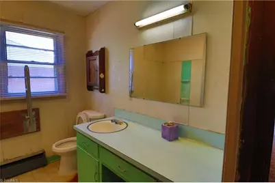 834 Mary James Avenue, Thomasville, NC 27360 - Photo 12