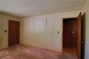 834 Mary James Ave, Thomasville, NC 27360 - Photo 6