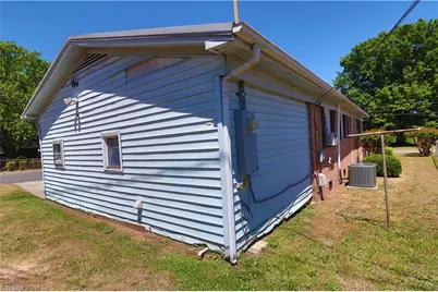 834 Mary James Avenue, Thomasville, NC 27360 - Photo 20