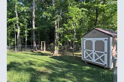 610 Burlington Avenue, Gibsonville, NC 27249 - Photo 6