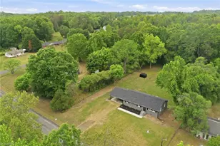 633 Atwater Rd, Burlington, NC 27217 - Photo 10