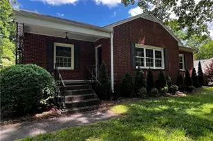 4506 Starmount Dr, Greensboro, NC 27410 - Photo 2