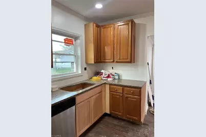 408 Greenwood Street, Eden, NC 27288 - Photo 6