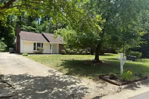 3817 Waynoka Dr, Greensboro, NC 27410 - Photo 2
