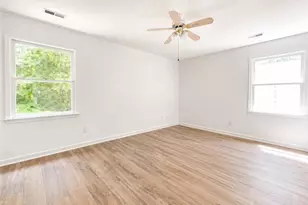 3817 Waynoka Dr, Greensboro, NC 27410 - Photo 8
