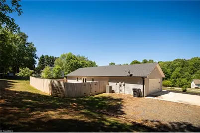 122 Fosstorall Road, King, NC 27021 - Photo 26