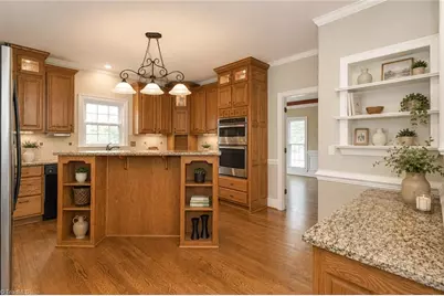 2713 Saint Andrews Court, Jamestown, NC 27282 - Photo 8