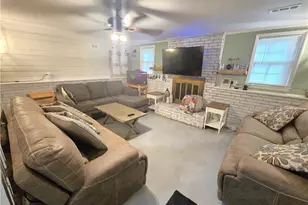 706 Townbranch Rd, Graham, NC 27253 - Photo 16