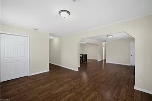 8933 Ambridge Dr, Kernersville, NC 27284 - Photo 10