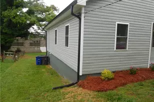 213 E Monmouth St, Winston-Salem, NC 27127 - Photo 26